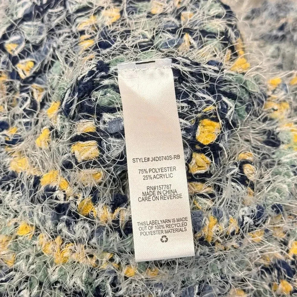 New Made with Love Lush Soft Fuzzy Blue Yellow Multi Color Sweater Women’s M - Picture 9 of 10